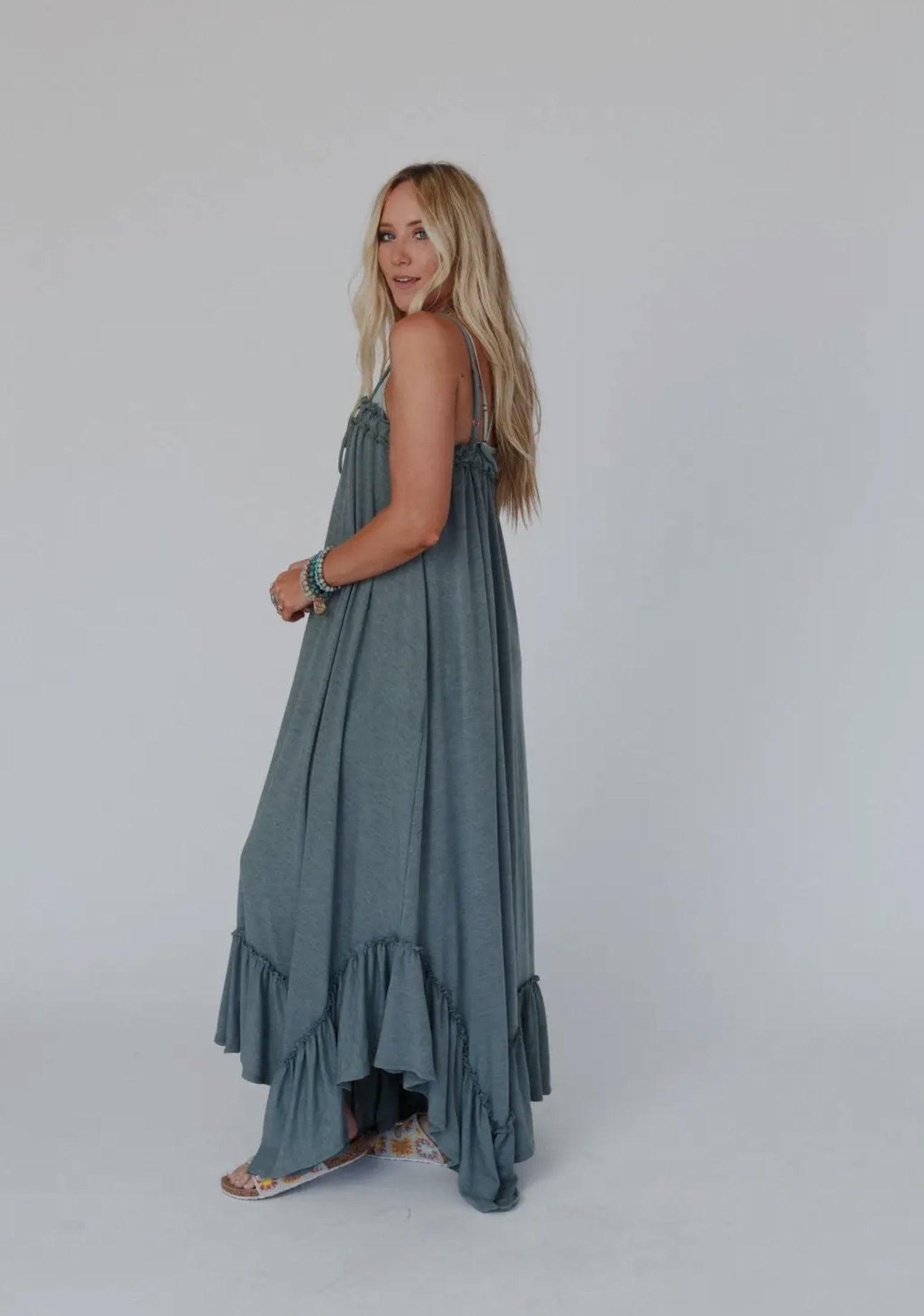 Heavenly glow maxi dress -olive