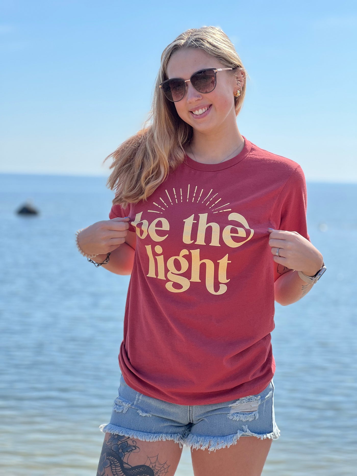 Be the Light T