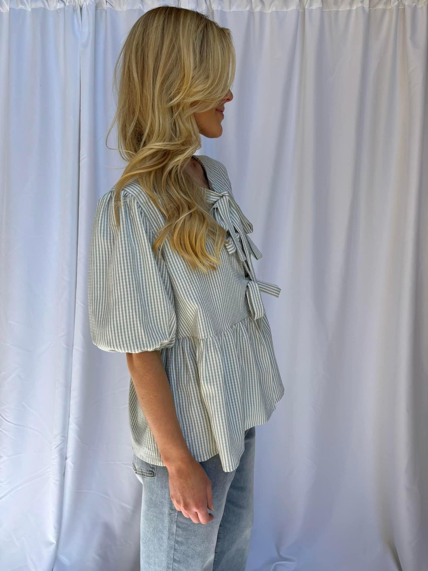 Bow kiss blouse